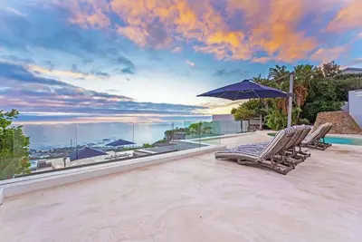 Image de Two Views - 8 Bedroom Villa in Camps Bay & Hot Tub