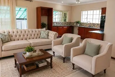 Image de 2 Bed Garden Cottage |Pool| Garden