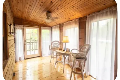 Image de Family Cabin Near Lake Cumberland Relax, Explore & Unwind