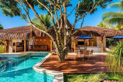 Image de Luxury Villa on the Maraú Peninsula | 4 Suites • Heated Pool • Boat & More