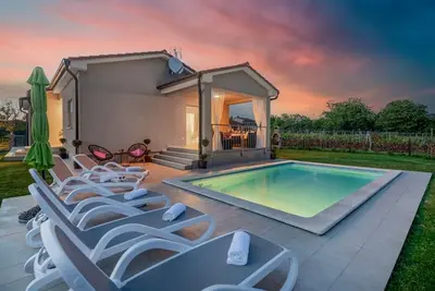 Image de Maison pour la famille avec la piscine Barban, Sredisnja Istra (K-26937)