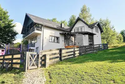 Image de House Sofisa Fundata: Cozy 5-Bedroom Mountain with Panoramic Views