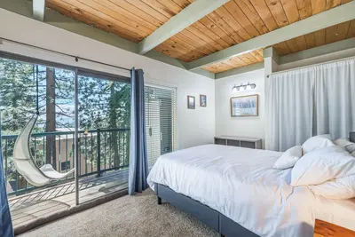 Image de Quiet Tahoe Retreat • Near Heavenly & Hiking