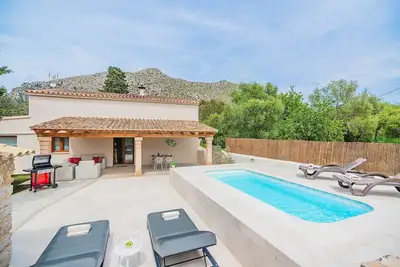 Villa de 2 chambres avec piscine, à Pollença