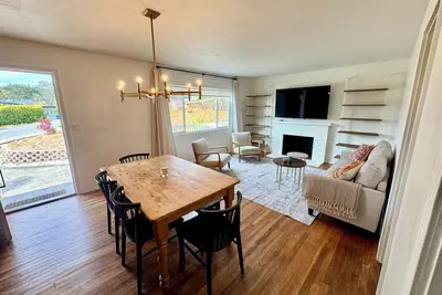 Image de Monterey Getaway - Fabulous 3-bedroom house in Monterey
