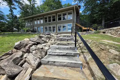 Image de Wonderful 5-bedroom Lake House on Lake Martin