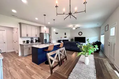 Image de Serene 3-bedroom. 30 Minutes to Fort Bragg