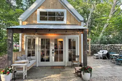 Image de Kennebunkport Beach Cottage in the Woods