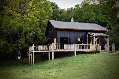 Image de Trailhead Cabin at Glory Hole Falls
