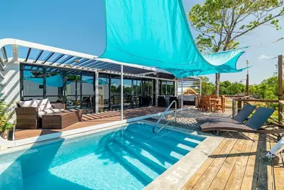 Image de Secret Beach Escape with Pool! Off Season Rates!