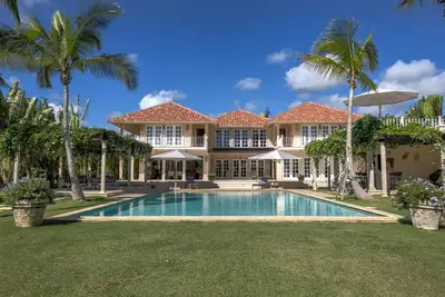 Image de Arrecife 25 – Spacious Villa with Golf Views