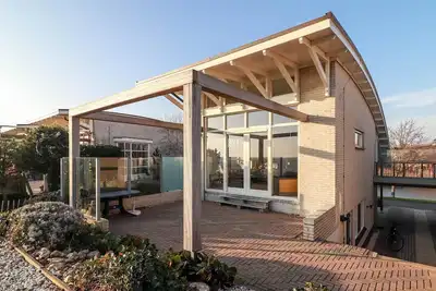 Image de Villa avec vue panoramique sur l'eau