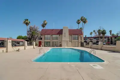 Image de Walkable & Renovated Gem! Only 8 Mi to Dtwn Tucson