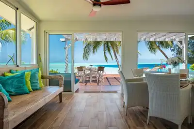 Ouma Villa on Matira Beach