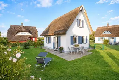 Image de Maison de vacances avec terrain clôturé, à environ 200 mètres de la plage de sable ; animaux acceptés