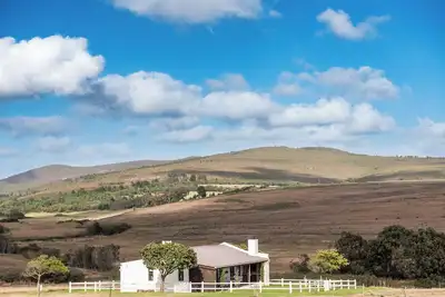 Image de Merino - 2 bedroom cottage in welcoming Stanford with stunning views and space