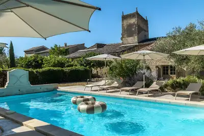Image de Domaine Marbault avec piscine, Wi-Fi et climatisation