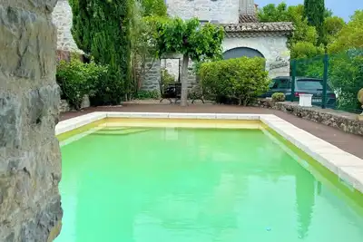 Image de Maison De Charme  climatisée avec Piscine au sel privée & entièrement sécurisée.