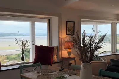 Image de The Mariner’s House - Coastal Luxury Retreat, with panoramic views of the ocean.