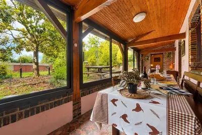 Image de Maison familiale au vert avec grand terrain arboré