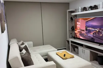 Image de Fantastic 2-bedroom apartment in Cuenca Kid Bunk Room, private parking and pool