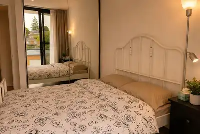 Image de Quiet 4br Townhouse  2. 5 Baths  Near Sydney Airport, Cbd & Beaches  Free Parking