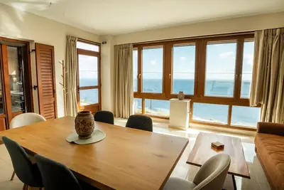 Image de Villa « Vignetta Mare – Retraite 2 chambres avec vue mer, Wi-Fi et climatisation »