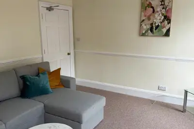 Image de Bright 3br • Rose Street • Heart of Edinburgh