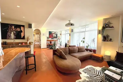Image de Balcon avec vue Tour Eiffel • Appartement d’architecte 95m² • proche Tour Eiffel