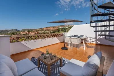 Image de Apartment with Terrace and Rooftop in Casares Costa