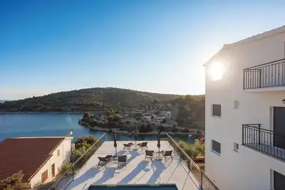 Image de Luxury 5-Bedroom Villa Forte Sevid with Pool, Jacuzzi & Sea View