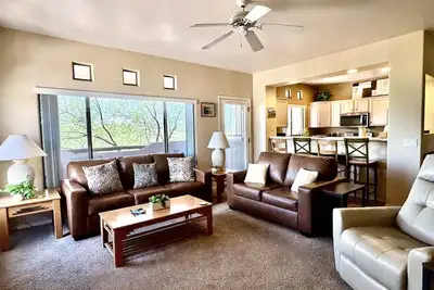 Image de Vistoso Condo #216a