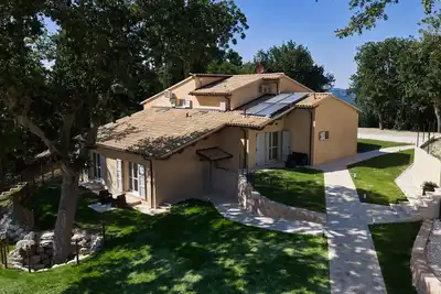 Image de Villa Esther, 7 bedrooms, pool, A/C, Ev charger, pet friendly, Marche