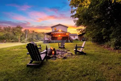 Image de Catskills Retreat + Firepit • Near Golf + Tennis + Falls | Ohana Nature Escape
