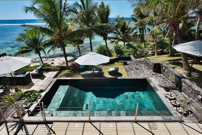 Image de Amaiti, piscine, plage & personnel