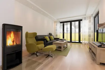 Image de Appartement Seeschwalbe : cheminée, piscine, terrasse, Wi-Fi – vacances exclusives à Binz