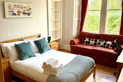 Image de Leafy Marchmont 2-Bed · Meadows · City Centre