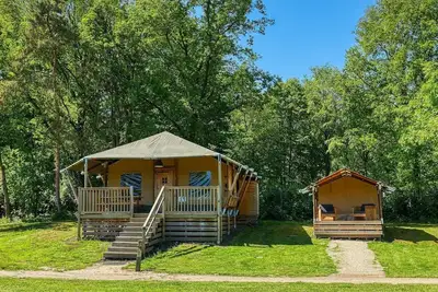 Image de De Glamping - Combo Lodge | 5-person lodge + 2-person tent