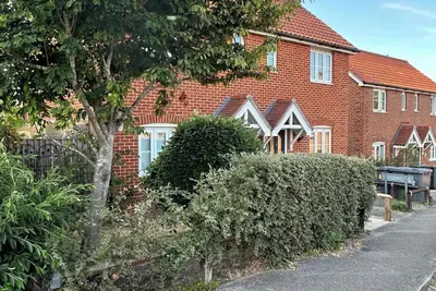 Image de Entire home in Saxmundham for 5 guests, 2 bedrooms, 3 beds, 2. 5 bathrooms