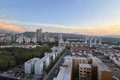 Image de Apto en Cañaveral cerca clínica Foscal+ Balcón