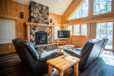 Image de The Bent Paddle Private Lodge at Timber Bay (Cb14)