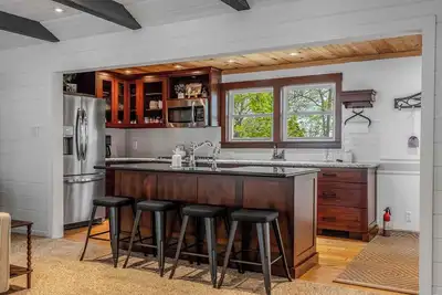 Image de Cozy Cottage on Turkey Lake/kayaks/Game room!