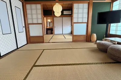 Image de Natsumi, Nabari City, Mie Prefecture: Sophisticated Japanese-Style Home  Himiki An Vacation Rental: Up to 5 guests at the same rate; 20% off for 7 nights; 40% off for a full month