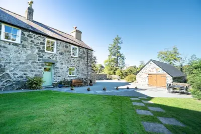 Image de Bwthyn-Bryn-Hir -  a self catering cottage that sleeps 5 guests  in 3 bedrooms