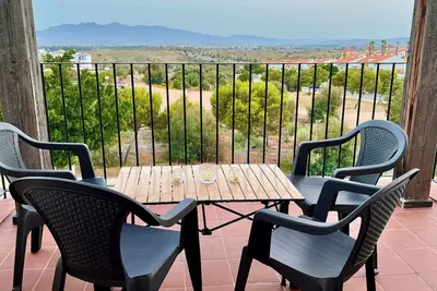 Image de Quiet 2-bedroom chalet in Vera Playa | Pool & Near the beach