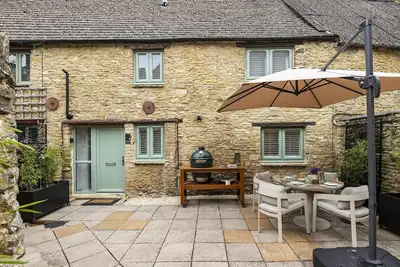 Image de The Mews Hideaway -  a cottage that sleeps 4 guests  in 2 bedrooms