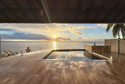 Image de Koe House Raiatea - Fare Matahere - Vue sur Bora Bora & Couchers de Soleil