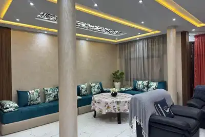 Image de appartement à louer à Ahlane cartier tres calme familiale