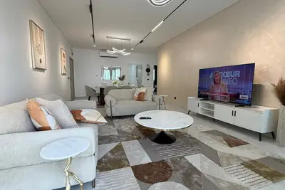 Stunning River View 2 Bdr Apartment in Gombe