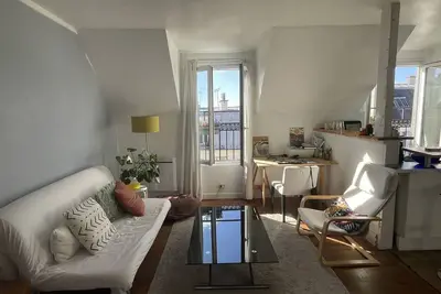 Image de Appartement deux chambres avec balcon Paris 9e